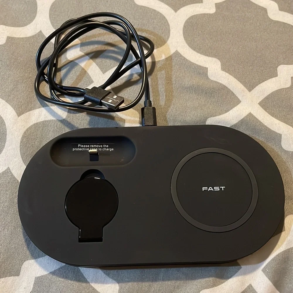 Wireless Charger, CW310, 3-in-1 Fast Charging Station